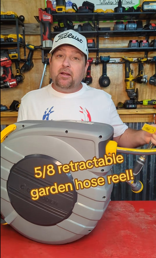 Expandable Hose Display