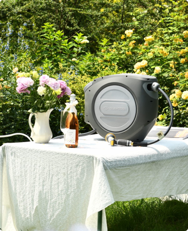 Retractable Garden Hose Reel -5/8in-75ft