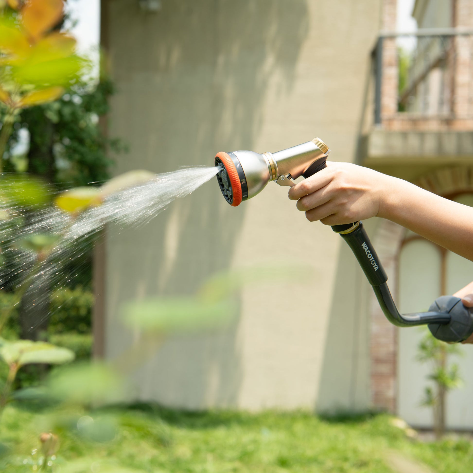 Garden Hose Nozzles 9 Adjustable Patterns Hose Spray Nozzle Heavy Duty Metal Hose Nozzle Spray Gun Slip Resistant Water Sprayer